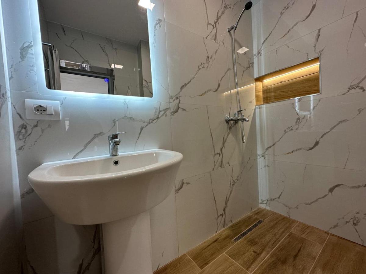 Aila Apartment ซารานเดอ ภายนอก รูปภาพ