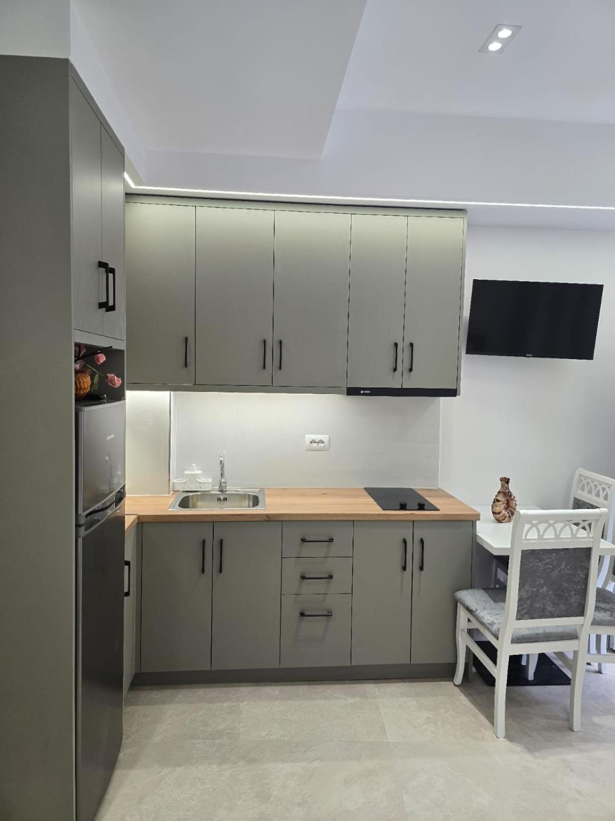 Aila Apartment ซารานเดอ ภายนอก รูปภาพ